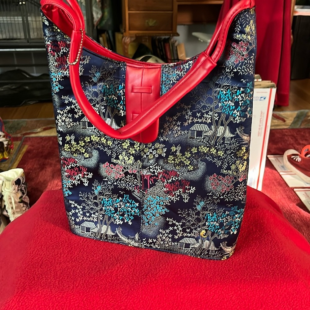 Elegant Floral Tote Bag with Red Straps